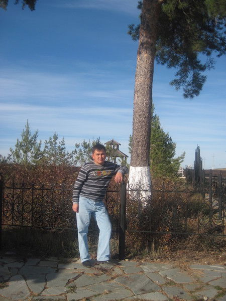 Роберт Айдарбеков