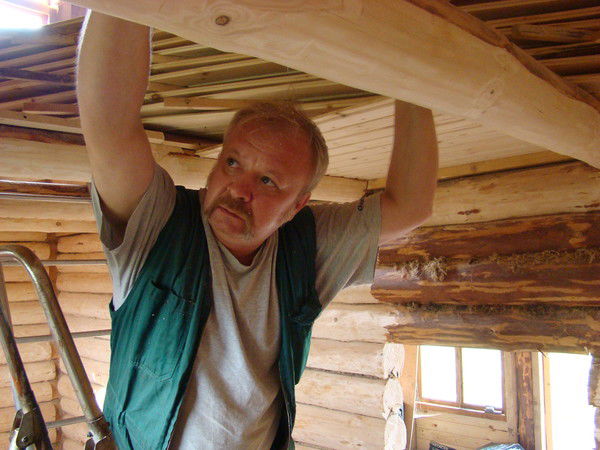 Юрий Медведев