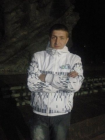 Артём Полуян