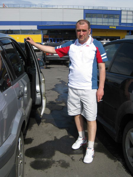 Александр Глухов