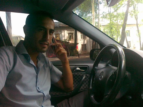 Наим Хусейнов