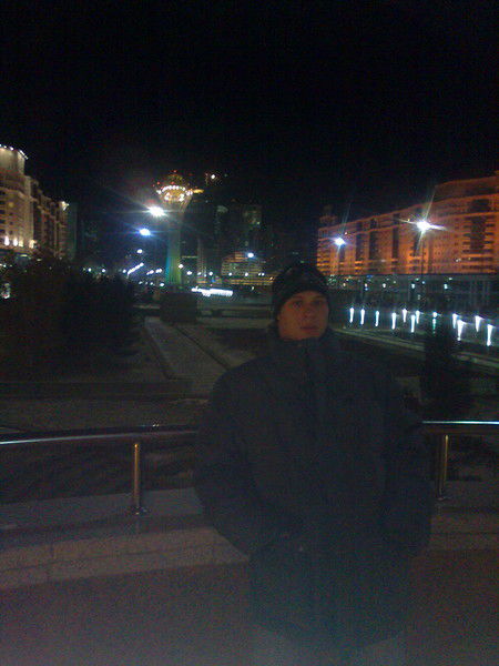 Андрей Буров