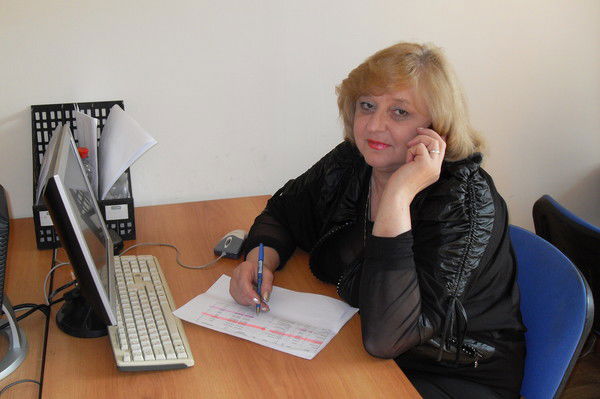 Нина Карбач