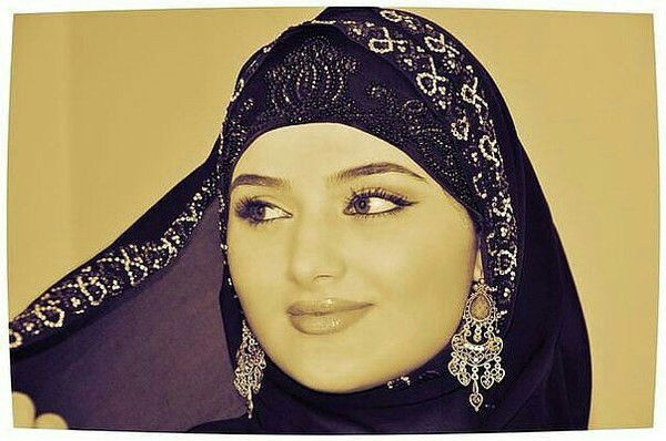 Айна Мирзаханова