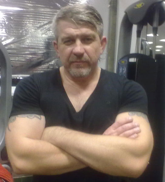 Виктор Степанов