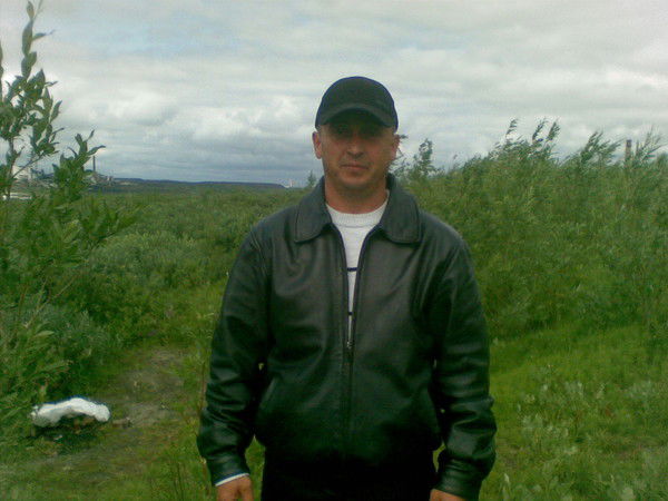 Михаил Караулов