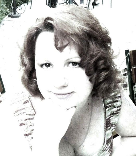 Елена Вернези