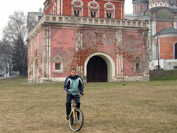 Игорь Николаев