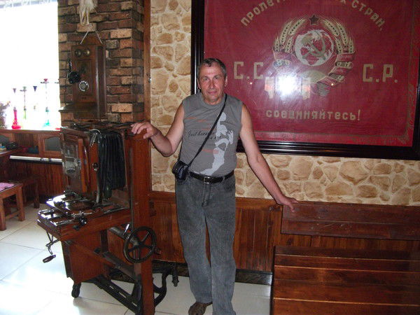 Николай Леоненко