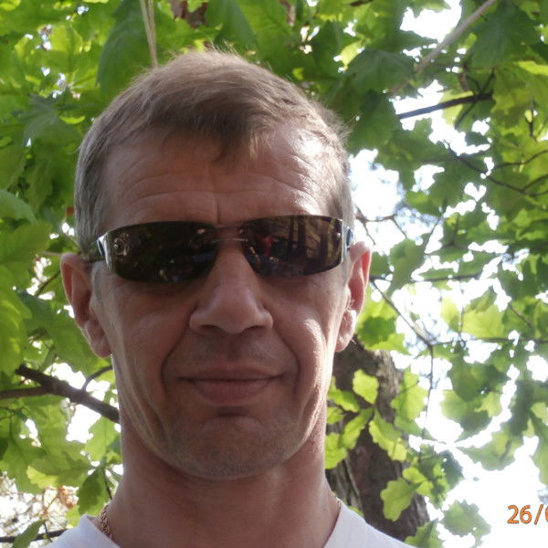 Анатолий Шакутнёв