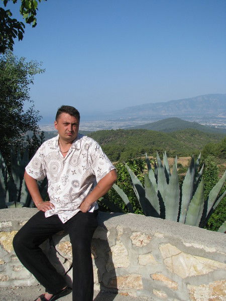 Олег Максимов