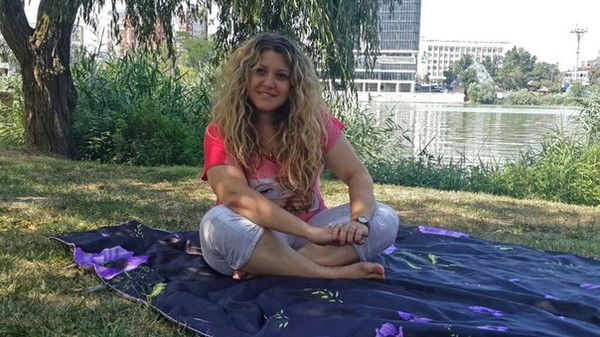 Фаня ╰დ╮ ╭დ╯