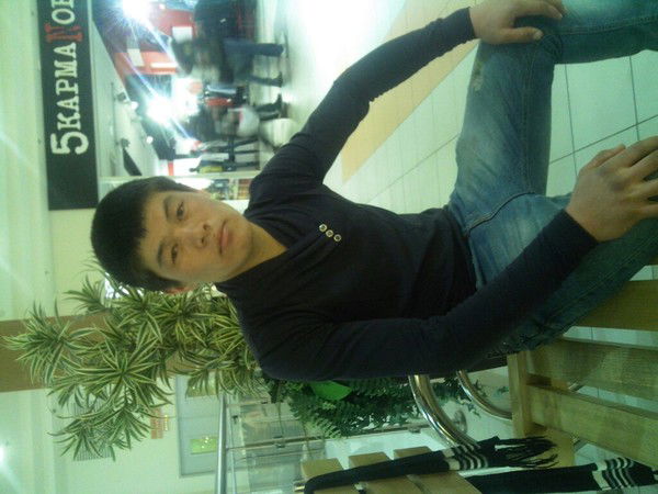 Уланбек Авазов