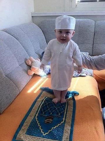 Комрон Якубов