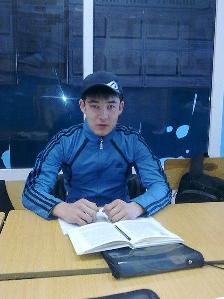 Исабек Узакбаев