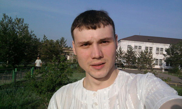 Александр Голиков