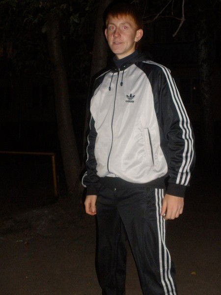 Максим Волков