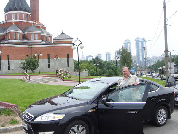 Анатолий Харьянов