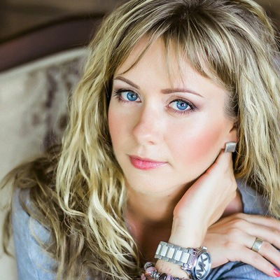 Анжелика Сазанова