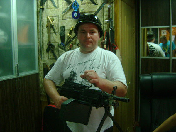 Дмитрий Петров