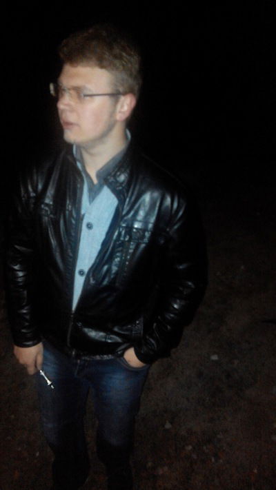 Андрей Савенко