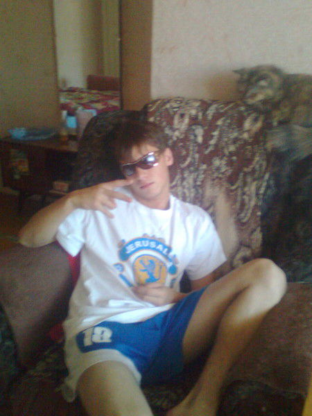 Леша Голубь