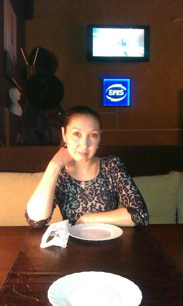 Индира Ахметжанова