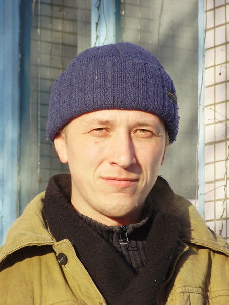 Олег Артамонов