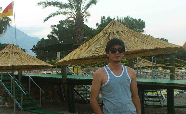 Азамат Мирахматов