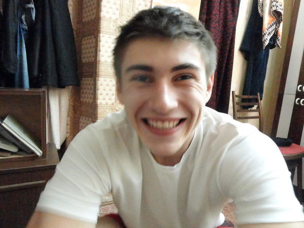 Санек Гладов