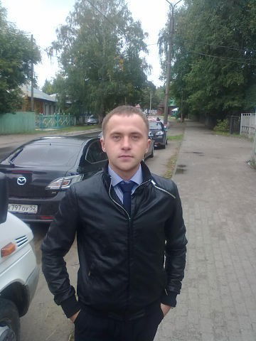 Влад Страхов