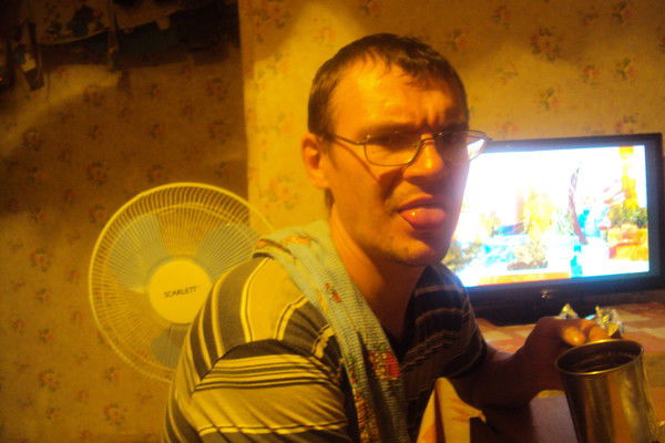 Толя Вятчанков