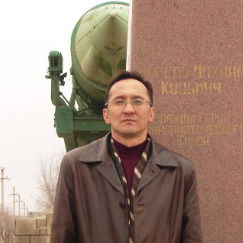 Болат Данияров