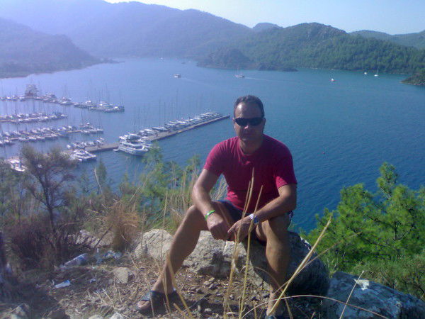 Дмитрий Ларин