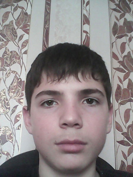 Андрей Сухомлинов