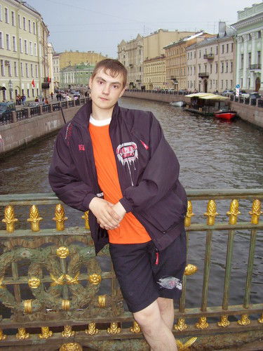 Неизвестно Неизвестно