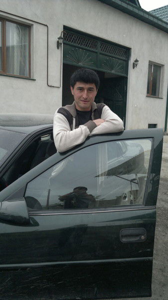 Ихтиёр Камолов