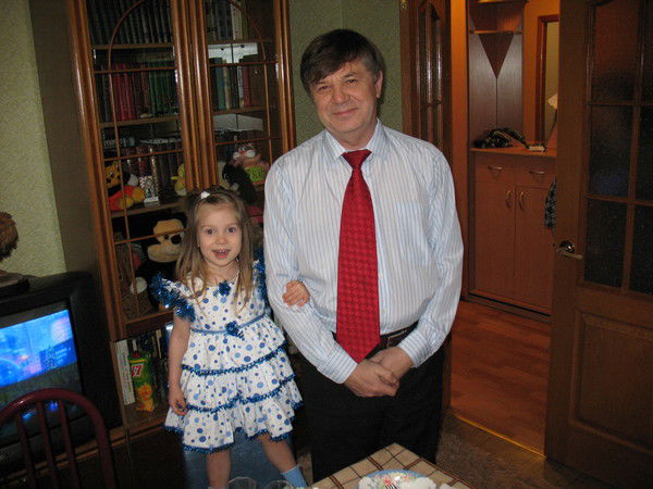 Василий Басов