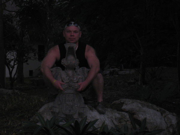 Александр Муравьёв