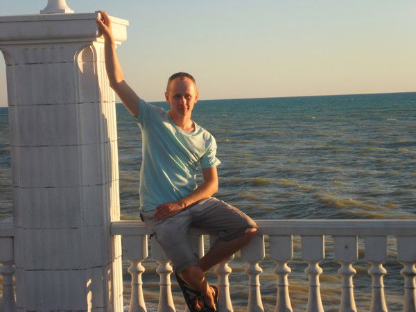 Леонид Крылов