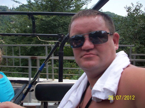 Виталий Ростов