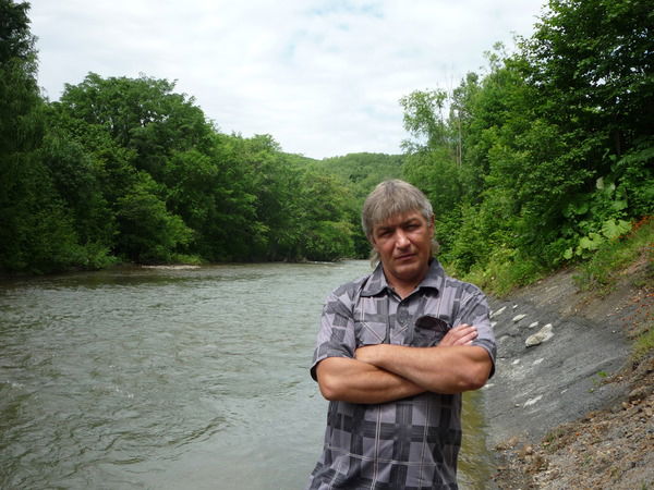 Анатолий Попов