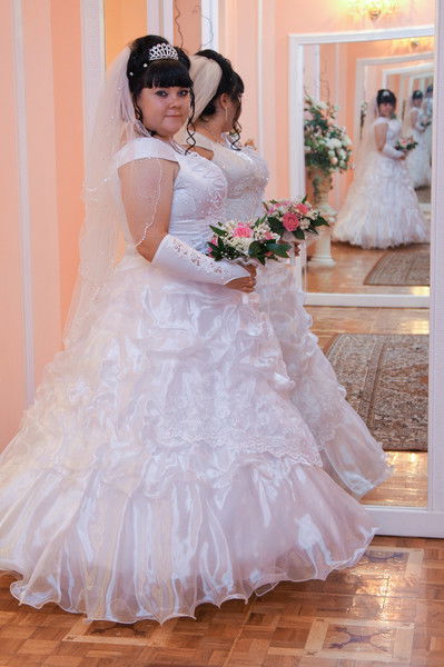 Елена Тихомирова