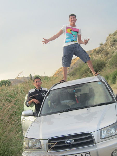 ......latino.. ))....