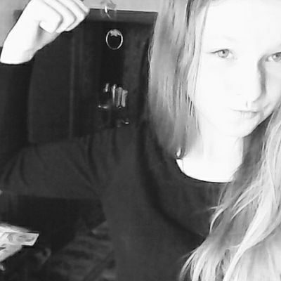 Катя Медолазова