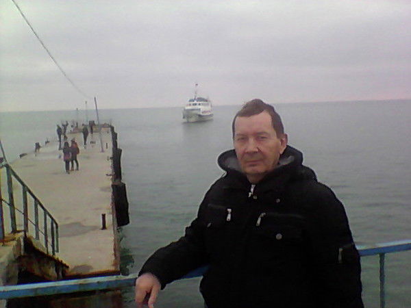 Николай Сенников