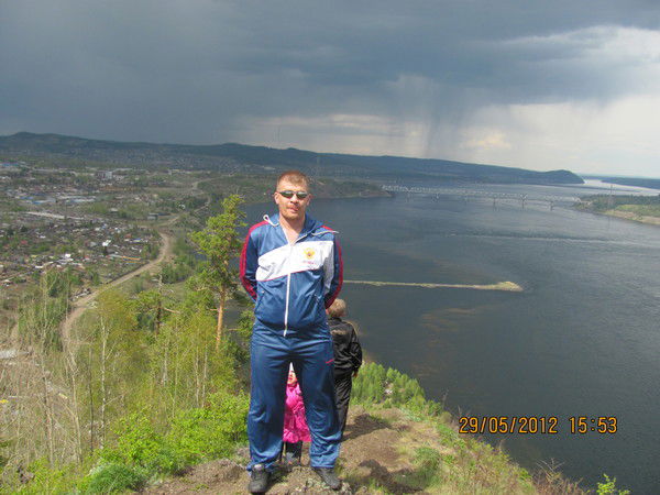 Евгений Антипин