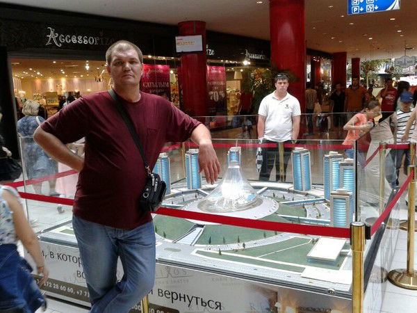 Геннадий Попов