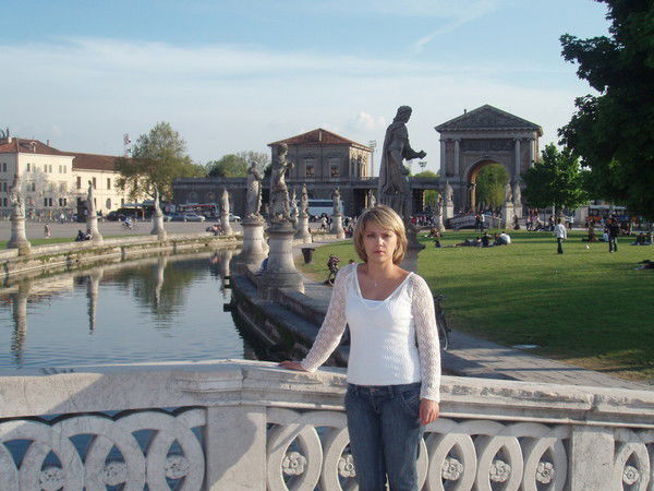 Елена Старцева