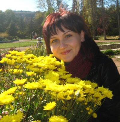 Юля Гребенник